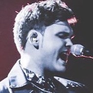 Jolan, 31 (Pop Singer)