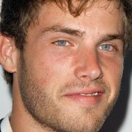 Jon McLaughlin, 43 (Popsänger)