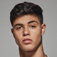 Jonathan Mergui, 25 (Pop Zangers)