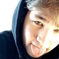 Jonathan Van Tran, 25 (TikTok Star)