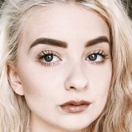 Jonlyn Elizabeth, 27 (YouTube Star)