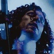 Jonny Hawkins, 37 (摇滚歌手)