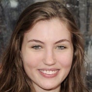 Jordan Monaghan, 33 (电影女演员)