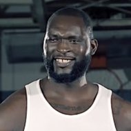 Jordan Omogbehin, 31 (摔跤手)