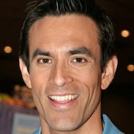 Jorge Cruise, 52 (自助作者)