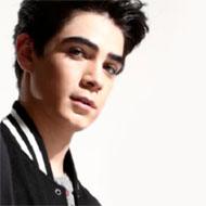 Jos Canela, 28 (Pop Zangers)