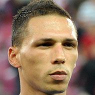 Jose Holebas, 41 (足球运动员)