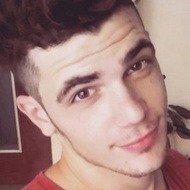 Jose Tengiz, 29 (Instagram明星)