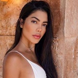 Joselina Sorza, 23 (Instagram Star)