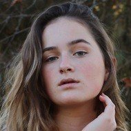 Josephine Loiret, 22 (YouTube Star)