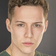 Josh Madson, 28 (Stemacteur)