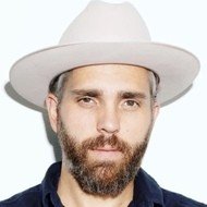 Joshua Shultz, 42 (Директор)