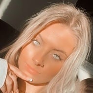 Josie Cooper, 21 (TikTok Star)