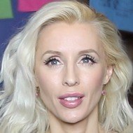 Josie Grouse, 48 (Star di YouTube)