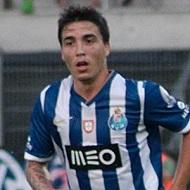 Josué Pesqueira, 35 (Giocatore di calcio)