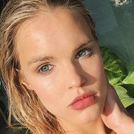 Joy Corrigan, 29 (Modella)