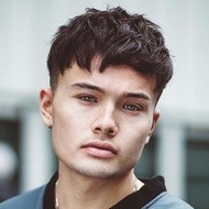 Jozua Isaias, 26 (流行歌手)