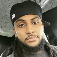 J.R. Rivera, 39 (Star d'Instagram)