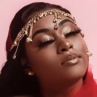 JuicyyJuiceBox ‏, 38 (Instagram Star)