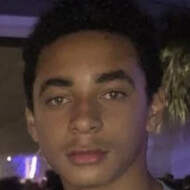 Julez Smith, 19 (Family Member)