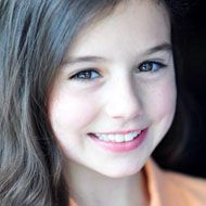 Julia Antonelli, 20 (电视女演员)