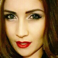 Julia Bliss, 42 (DJ)