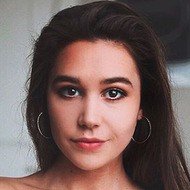 Julia Nicole, 28 (YouTube Star)