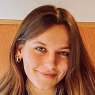 Julia Poe, 22 (TikTok Star)