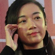 Julia Wu, 31 (Ca sĩ nhạc Pop)