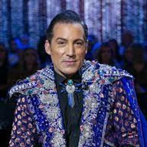 Julian Benson, 53 (舞蹈家)