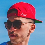 Julian Coz, 32 (Instagram Star)