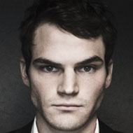Julian Smith, 38 (YouTube-ster)