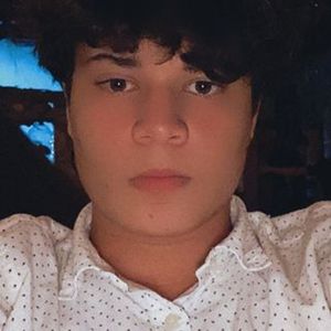 Julian Tirado, 19 (TikTok明星)