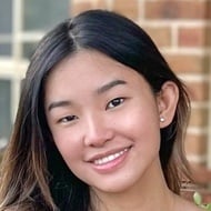 Juliane Patenia, 23 (TikToker)