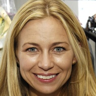 Julie Haus, 52 (时装设计师)