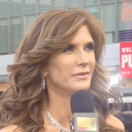 Julie Moran, 62 (TV-show presentatoren)