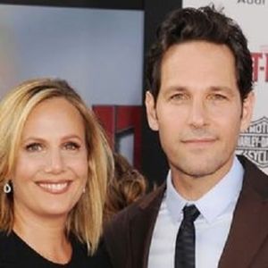 Julie Yaeger, 57 (家庭成員)