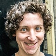 Julius Dein, 31 (魔术师)