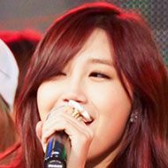 Jung Eun-ji, 30 (Pop Singer)