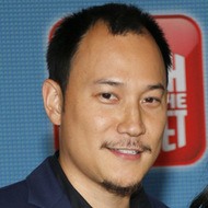 Justin Hakuta, 44 (家庭成員)