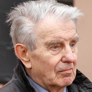 Justinas Marcinkevicius (1930 - 2011) (Poeta)