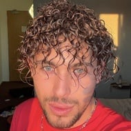 justt__zizouu, 22 (TikTok Star)