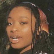 jxdesch, 21 (TikTok Star)