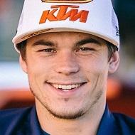 Kailub Russell, 34 (摩托车赛车手)