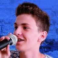 Kaique Bueno, 20 (Pop Singer)