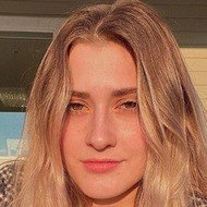 Kaitlyn Snow, 25 (TikTok Star)