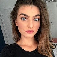 Kaja Karba, 28 (YouTube明星)