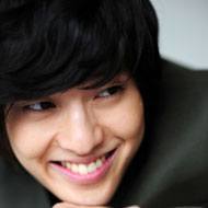 Kang Ha-neul, 34 (电视演员)