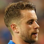 Kari Arnason, 43 (足球运动员)