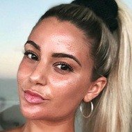 Karina Irby, 34 (时装设计师)